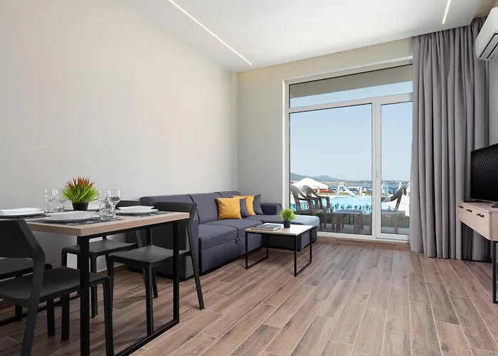 Costa Azzurra Ahtopol