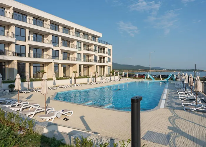 Costa Azzurra 3* Ahtopol