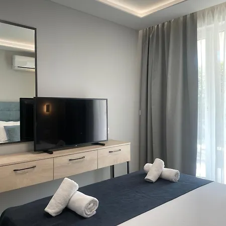 Lägenhetshotell Costa Azzurra Free Parking 3*