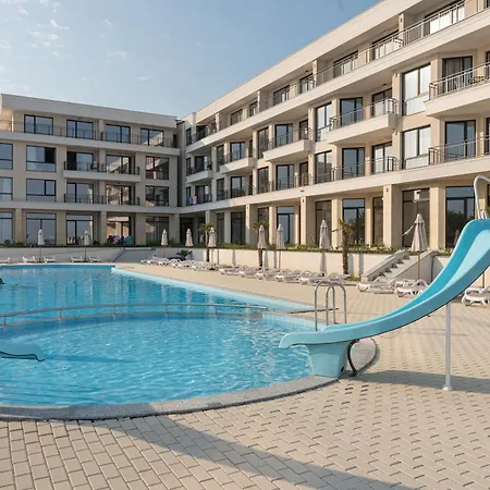 Costa Azzurra Free Parking 3*
