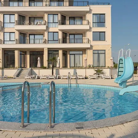 Costa Azzurra Free Parking Lägenhetshotell Achtopol