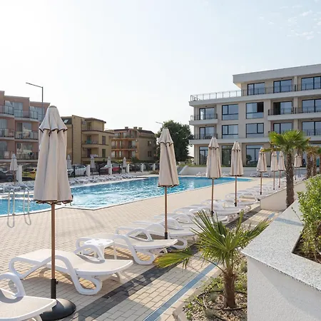 Lägenhetshotell Costa Azzurra Free Parking 3*
