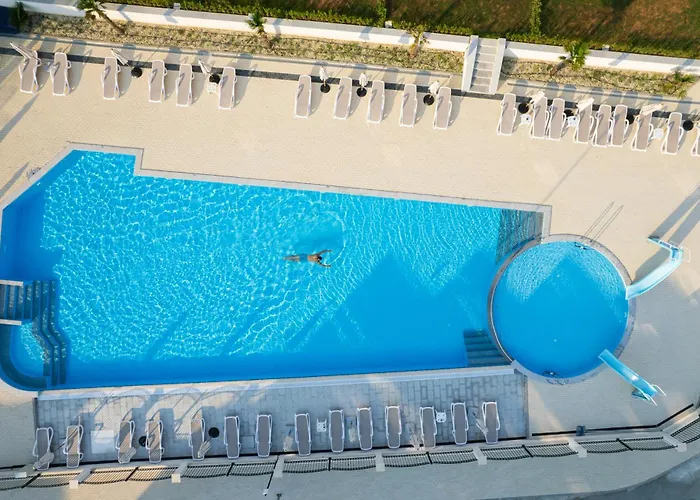 Costa Azzurra Ξενοδοχείο με διαμερίσματα Αγαθούπολη